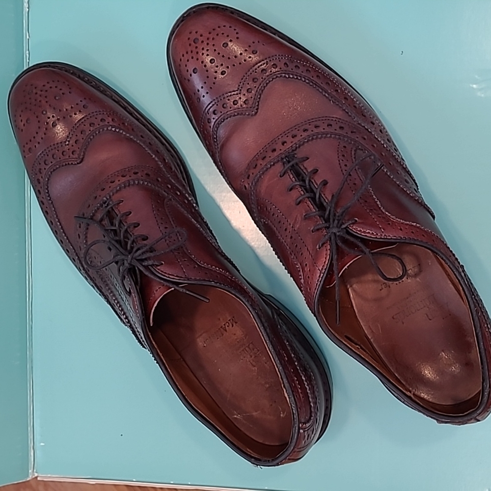 Allen Edmonds Brown Leather Wingtip Oxfords Dress Shoes size 11